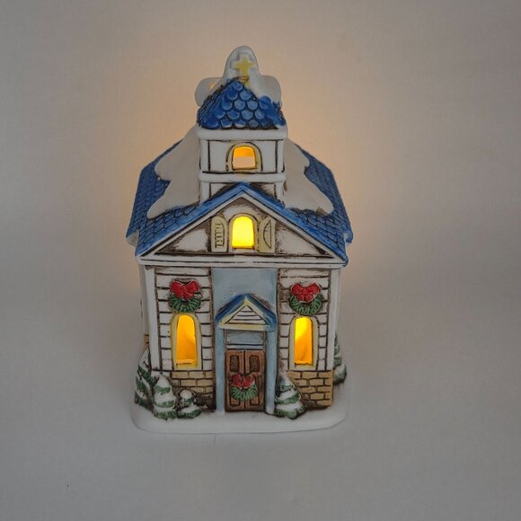 Lefton Colonial Village Church Votive Candle Holder Designed by Byron Wood - Picture 1 of 13